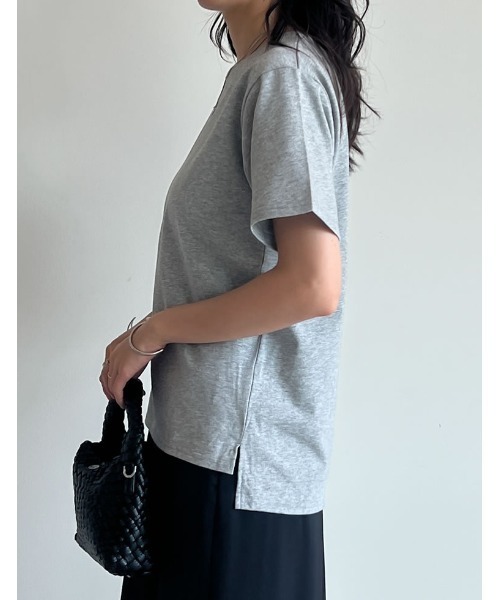 Re:EDIT（リエディ）の「[UVカット][汗じみ防止][両面撥水加工]コットン天竺半袖Tシャツ（Tシャツ/カットソー・レディース・ブラック/ネイビー/グレー・MEDIUM/LARGE）」の11枚目の写真