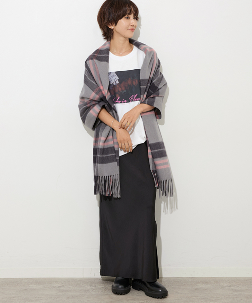 JOURNAL STANDARD relume（ジャーナルスタンダード　レリューム）の「RELUME ウールカシミヤストール（ストール/ショール・レディース・ブルー/チャコールグレー/ベージュ/ブラウン・FREE）」の5枚目の写真