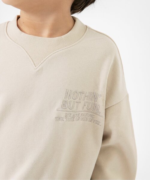 BREEZE（ブリーズ）の「【ジュニア対応】ゆったりドローコードトレーナー(セットアップ可)（スウェット・キッズ・レッド/グレー/チャコール/ベージュ・120/130/140/150/160/90/100/110）」の7枚目の写真