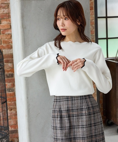 Honeys(ハニーズ)の「スカラップニット(ニット/セーター・レディース・ベージュ/ミント/アイボリー/ピンク系その他/ブラック・L/LL/M/S)」の8枚目の写真