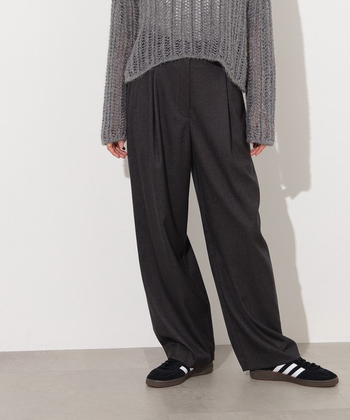 N.（N. Natural Beauty Basic）（エヌエヌナチュラルビューティーベーシック）の「【PS/低身長サイズ】リラックスタックワイドパンツ（その他パンツ・レディース・チャコールグレー/ベージュ/ブラウン・MEDIUM/SMALL/P/S）」の2枚目の写真