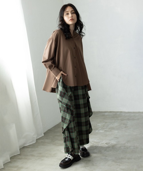 OSMOSIS（オズモーシス）の「バックフレアーブラウス（シャツ/ブラウス・レディース・ブラック/ホワイト/ブラウン・ONE SIZE）」の6枚目の写真