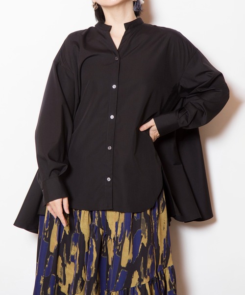 OSMOSIS（オズモーシス）の「バックフレアーブラウス（シャツ/ブラウス・レディース・ブラック/ホワイト/ブラウン・ONE SIZE）」の11枚目の写真