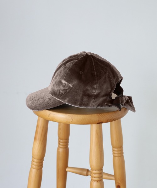 Riberry（リベリー）の「バックリボンベロアキャップ（キャップ・レディース・ベージュ/ブラック・FREE）」の7枚目の写真