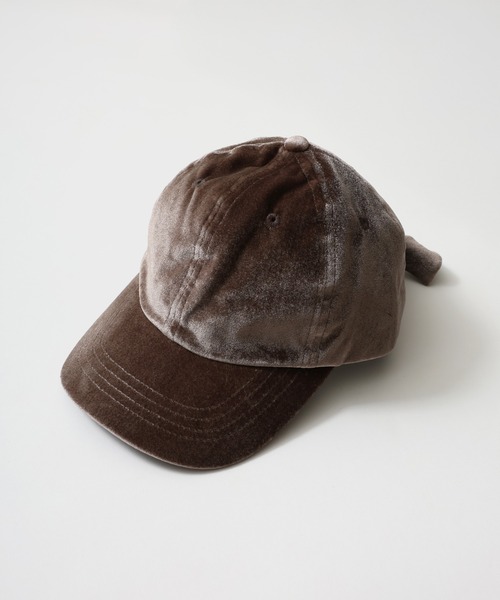 Riberry（リベリー）の「バックリボンベロアキャップ（キャップ・レディース・ベージュ/ブラック・FREE）」の4枚目の写真