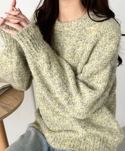 CLEA(クレア)の「オーバーサイズメランジニットトップス(ニット/セーター・レディース・グレー/ブラック/グリーン/ブラウン・FREE)」の4枚目の写真