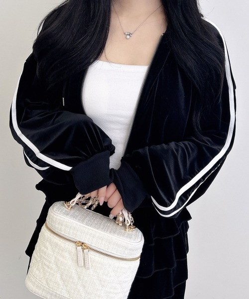 INGNI（イング）の「サイドラインジップベロアパーカー(セットアップ対応)（パーカー・レディース・ブラウン/ブラック/グレー・M）」の7枚目の写真