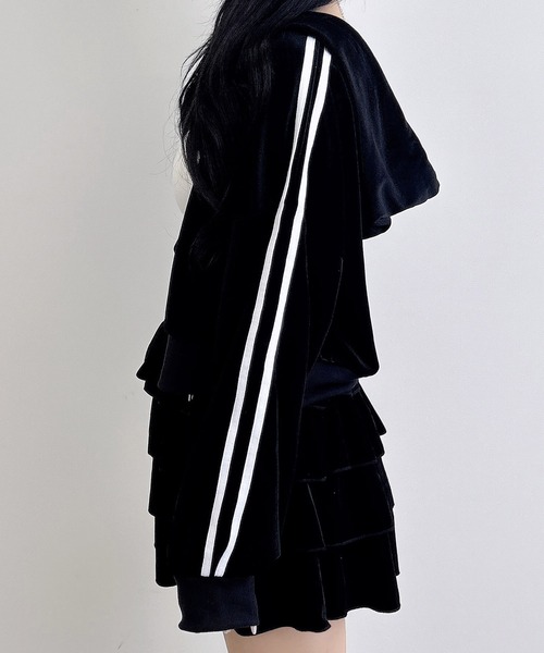 INGNI（イング）の「サイドラインジップベロアパーカー(セットアップ対応)（パーカー・レディース・ブラウン/ブラック/グレー・M）」の8枚目の写真