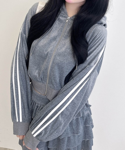 INGNI（イング）の「サイドラインジップベロアパーカー(セットアップ対応)（パーカー・レディース・ブラウン/ブラック/グレー・M）」の13枚目の写真