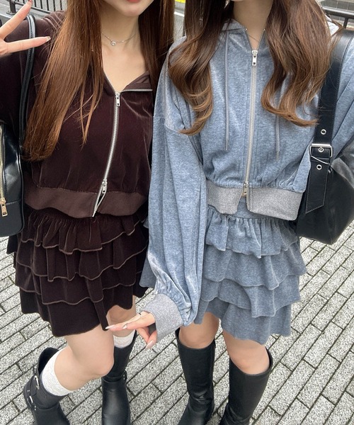 INGNI（イング）の「サイドラインジップベロアパーカー(セットアップ対応)（パーカー・レディース・ブラウン/ブラック/グレー・M）」の4枚目の写真