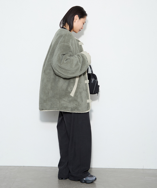 ARMY TWILL（アーミーツイル）の「別注【ARMY TWILL/アーミーツイル】Cotton Nylon Reversible（ブルゾン・レディース・ブラック/ベージュ・FREE）」の8枚目の写真