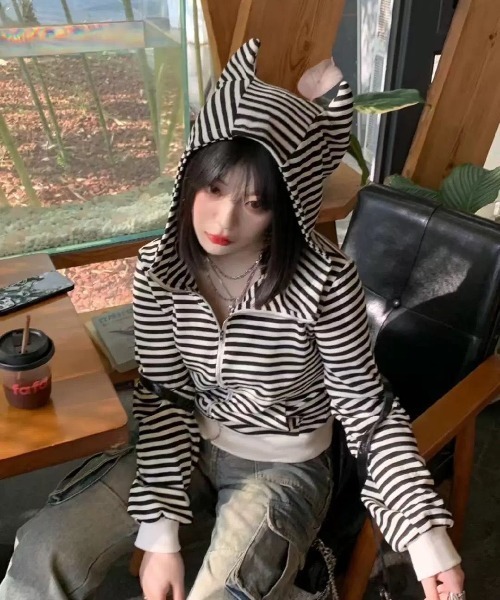 セール】【秋冬新作】白黒ボーダー猫耳フード付きパーカー（パーカー