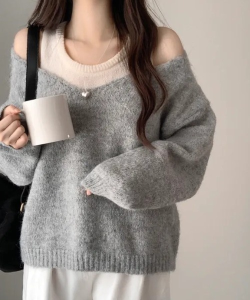 Teem Store（チームストア）の「【2点セット】ニットタンクトップ＋ Vネックニットトップス（ニット/セーター・レディース・ベージュ/アイボリー/グレー/サックスブルー・F）」の16枚目の写真