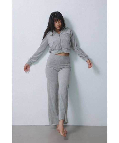 ALEXIA STAM（アリシアスタン）の「Wellness Velour Pants /ウェルネス ベロアパンツ（その他パンツ・レディース・グレー/ブラウン/レッド・S/M）」の2枚目の写真