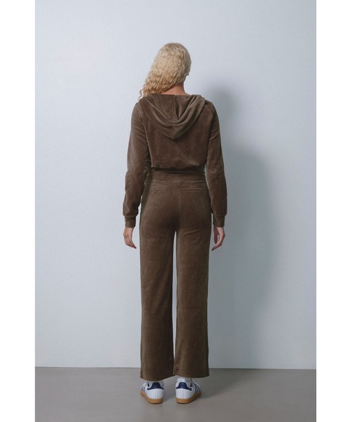 ALEXIA STAM（アリシアスタン）の「Wellness Velour Pants /ウェルネス ベロアパンツ（その他パンツ・レディース・グレー/ブラウン/レッド・S/M）」の11枚目の写真