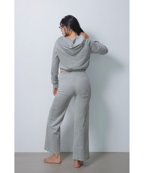ALEXIA STAM（アリシアスタン）の「Wellness Velour Pants /ウェルネス ベロアパンツ（その他パンツ・レディース・グレー/ブラウン/レッド・S/M）」の6枚目の写真