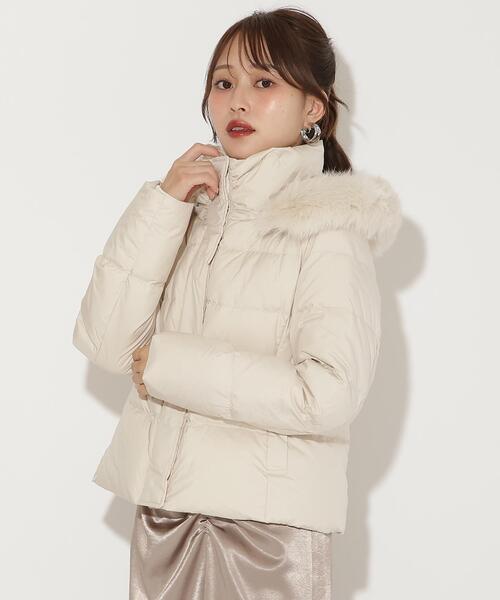 ♡アンドクチュール♡新品タグ付き♡ベージュ♡FOXファーダウンジャケット♡ダウン ベルト付きFOXファーミドル丈ダウン（ダウンジャケット/コート）｜AND