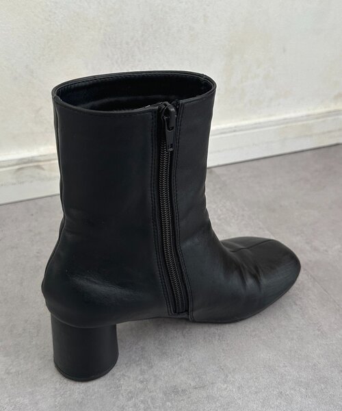 Thevon（ゼボン）の「ラウンドトゥヒールブーツ（ブーツ・レディース・ブラック・M/L）」の11枚目の写真