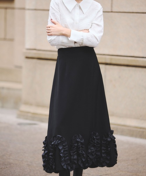 ARVELLIA（アルベリア）の「RUFFLE WAVE SKIRT（スカート・レディース・ダークグレー/ブラック・M）」の4枚目の写真