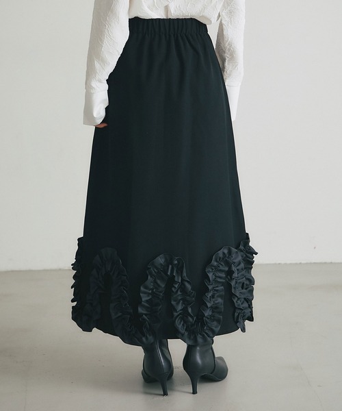 ARVELLIA（アルベリア）の「RUFFLE WAVE SKIRT（スカート・レディース・ダークグレー/ブラック・M）」の10枚目の写真