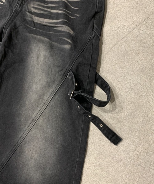 lilful(リルフル)の「ウォッシュ加工 カーブデニムパンツ(デニムパンツ・レディース・ブラック・M/L)」の11枚目の写真