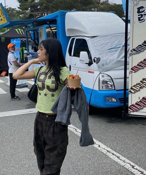 PARTIMENTO WOMEN(パルティメントウィメン)の「93 チャオプリンテッドショートスリーブTシャツ_ライトグリーン(Tシャツ/カットソー・レディース・ライトグリーン・SMALL/MEDIUM)」の19枚目の写真
