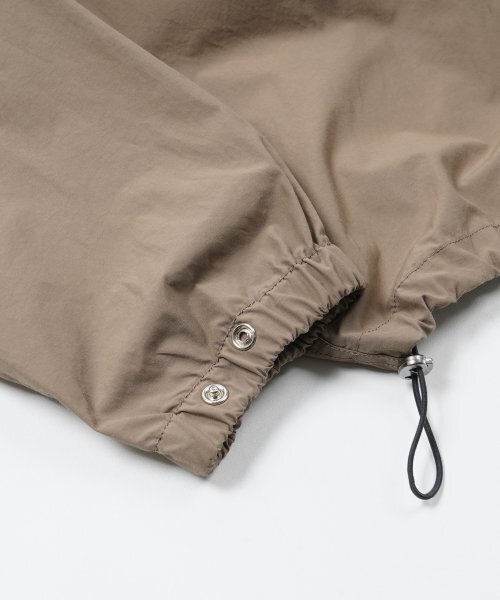 FRIZMWORKS(フリズムワークス)の「NYLON STRING SHIRT JACKET _ CAPPUCCINO(ナイロンジャケット・メンズ・その他・MEDIUM)」の5枚目の写真