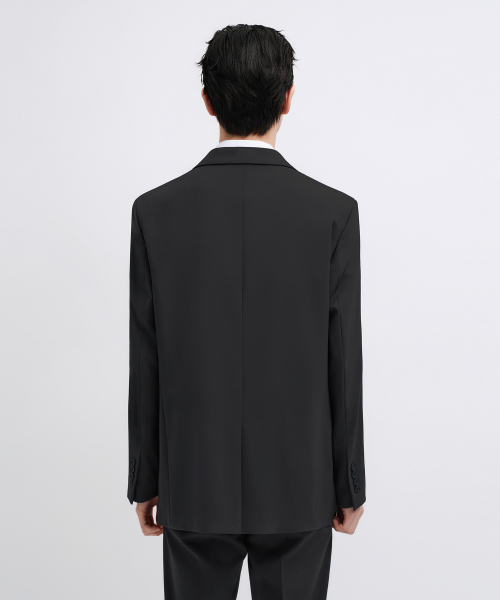 MUSINSA STANDARD（ムシンサスタンダード）の「リラックスベーシックブレザー[ダークグレー]（テーラードジャケット・メンズ・その他・MEDIUM/LARGE/X-LARGE/XX-LARGE）」の4枚目の写真