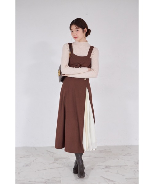 tocco closet（トッコ　クローゼット）の「【ZOZO限定】フロントリボンライクツイス切替プリーツスエードジャンパースカート（ジャンパースカート・レディース・ブラック/ブラウン・M）」の14枚目の写真