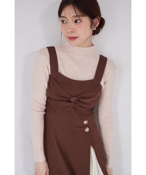 tocco closet（トッコ　クローゼット）の「【ZOZO限定】フロントリボンライクツイス切替プリーツスエードジャンパースカート（ジャンパースカート・レディース・ブラック/ブラウン・M）」の21枚目の写真