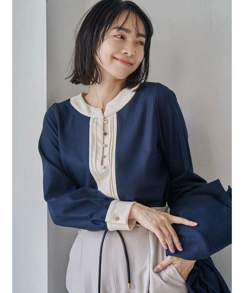 TONAL（トーナル）の「ウォームツイルバイカラーピンタックブラウス（シャツ/ブラウス・レディース・ベージュ/ブラウン/ネイビー/オフホワイト/その他・MEDIUM）」の7枚目の写真