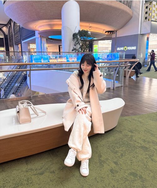 MAINBOOTH（メインブース）の「[ウール90%]オーバーサイズダッフルコート(アイボリー)（チェスターコート・レディース・その他・2/3）」の8枚目の写真