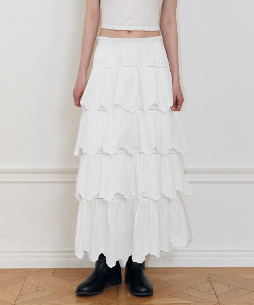 LADY VOLUME（レディーボリューム）の「カットバンドレイヤードラッフルスカート（アイボリー）（スカート・レディース・その他・SMALL/MEDIUM）」の2枚目の写真