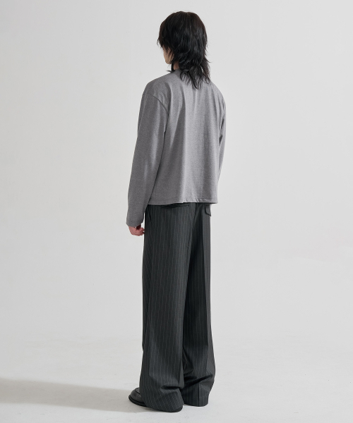 JUAN HOMME(ジュアンオム)の「ピンストライプワイドトラウザー(チャコール)(スラックス・メンズ・チャコール・SMALL/MEDIUM/LARGE)」の4枚目の写真