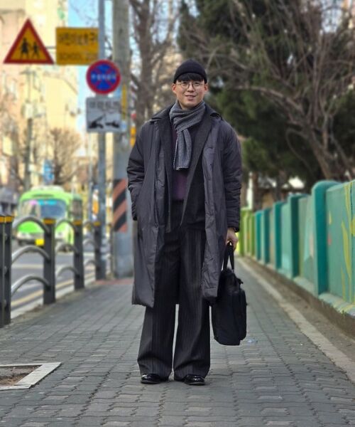 JUAN HOMME(ジュアンオム)の「ピンストライプワイドトラウザー(チャコール)(スラックス・メンズ・チャコール・SMALL/MEDIUM/LARGE)」の22枚目の写真