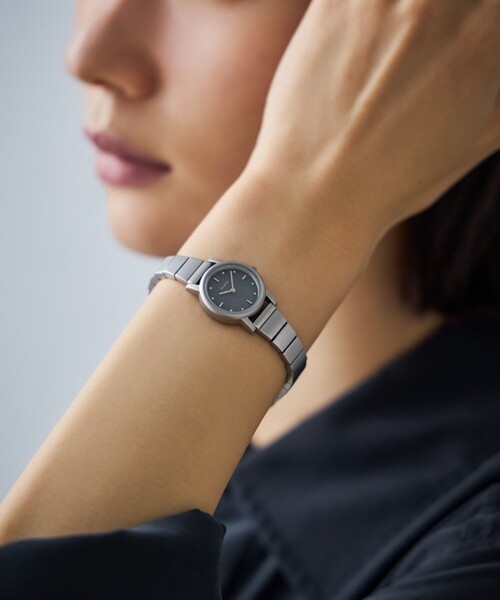 Jouete（ジュエッテ）の「[タイムピース] ソーラー サークル（アナログ腕時計・レディース・イエローゴールド/シルバー・FREE）」の8枚目の写真