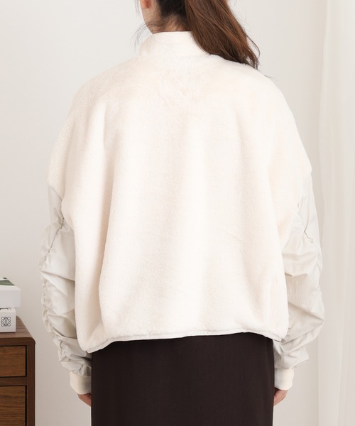 A.N.L（エーエヌエル　レーベル）の「A.N.L エコファー切替ブルゾン（ブルゾン・レディース・アイボリー/ブラック・38）」の5枚目の写真