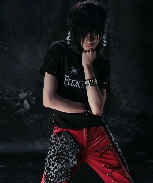 COZY WORLDWIDE(コージーワールドワイド)の「【Cozy world Wide】"BBY TECHBOI" FUR POLO / 【コージーワールドワイド】ロゴグラフィックファーカラー半袖ポロシャツ(ポロシャツ・メンズ・ブラック/ピンク・S/M)」の10枚目の写真