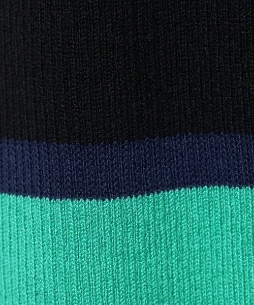 LEPSIM(レプシィム)の「12ゲージ袖配色プルオーバー3 639438(ニット/セーター・レディース・グレー×ピンク/ホワイト×ブルー/ブラック×レッド/ブラック×グリーン・FREE)」の14枚目の写真
