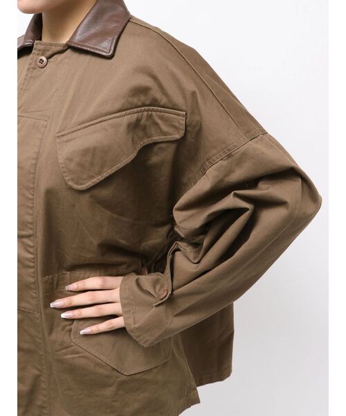 Ungrid(アングリッド)の「レザードッキングミリタリーブルゾン(ブルゾン・レディース・カーキ/ダークブラウン・FREE)」の6枚目の写真