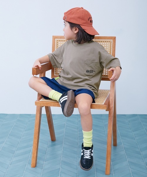 devirock(デビロック)の「【イージーウォッシュ】防汚 えらべるデザイン UVカット 半袖Tシャツ(セットアップ可能)(Tシャツ/カットソー・キッズ・グリーン系1/ブラック系2/ベージュ系1/ライトグレー系1/ブラック系1/パープル系1/ホワイト系1/ホワイト系2・100cm/110cm/120cm/130cm/140cm/150cm/160cm)」の13枚目の写真