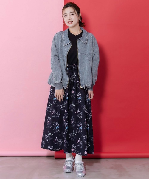 ScoLar（スカラー）の「161614：ヴィンテージ風ネコ刺繍デニムジャケット（デニムジャケット・レディース・ブルー/グレー・M）」の9枚目の写真