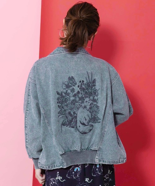 ScoLar（スカラー）の「161614：ヴィンテージ風ネコ刺繍デニムジャケット（デニムジャケット・レディース・ブルー/グレー・M）」の6枚目の写真