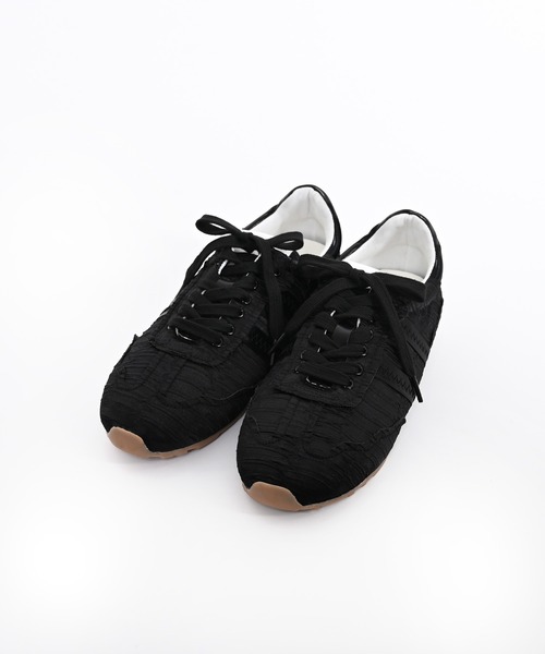 Narcissus(ナルシス)の「ラッフルスニーカー(スニーカー・レディース・ホワイト/ブラック・25.0cm/24.0cm/23.0cm)」の2枚目の写真