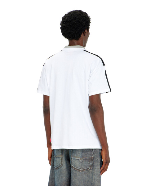 DIESEL(ディーゼル)の「メンズ Tシャツ T-NORM-V12(Tシャツ/カットソー・メンズ・ホワイト/グリーン系その他・X-SMALL/XX-LARGE/SMALL/X-LARGE/LARGE/MEDIUM/XXX-LARGE)」の4枚目の写真