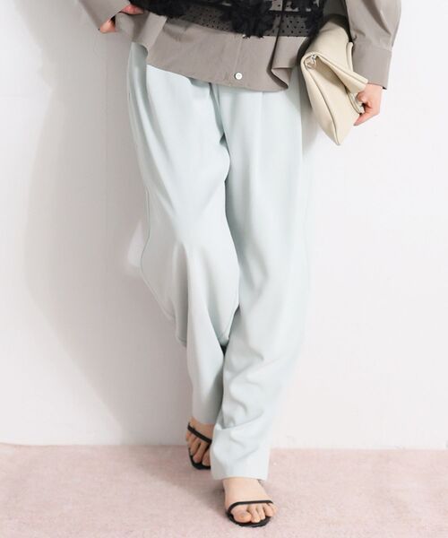 le.coeur blanc(ルクールブラン)の「カルゼタックカーブパンツ(その他パンツ・レディース・ミント/ネイビー/ベージュ・38/36)」の6枚目の写真