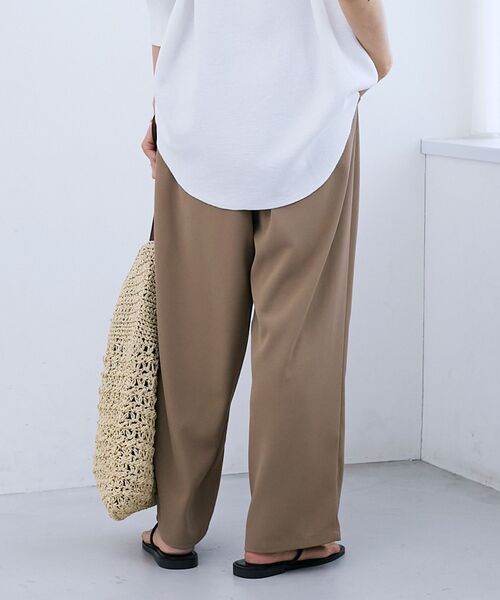 le.coeur blanc（ルクールブラン）の「カルゼタックカーブパンツ（その他パンツ・レディース・ミント/ネイビー/ベージュ・38/36）」の12枚目の写真