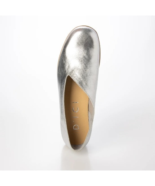 D'ICI(ディッシィ)の「カットラインミドルヒールシューズ(その他シューズ・レディース・ブラック・24.5cm/24cm/23.5cm/23cm/22.5cm/22cm)」の14枚目の写真