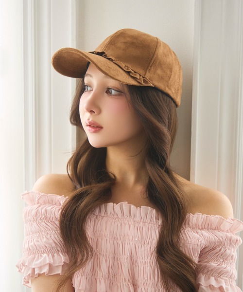TITTY&CO.(ティティーアンドコー)の「スウェード調フリルキャップ(キャップ・レディース・ベージュ/ブラウン/ブラック/クリーム・FREE)」の16枚目の写真