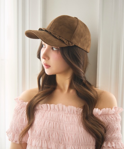 TITTY&CO.(ティティーアンドコー)の「スウェード調フリルキャップ(キャップ・レディース・ベージュ/ブラウン/ブラック/クリーム・FREE)」の14枚目の写真